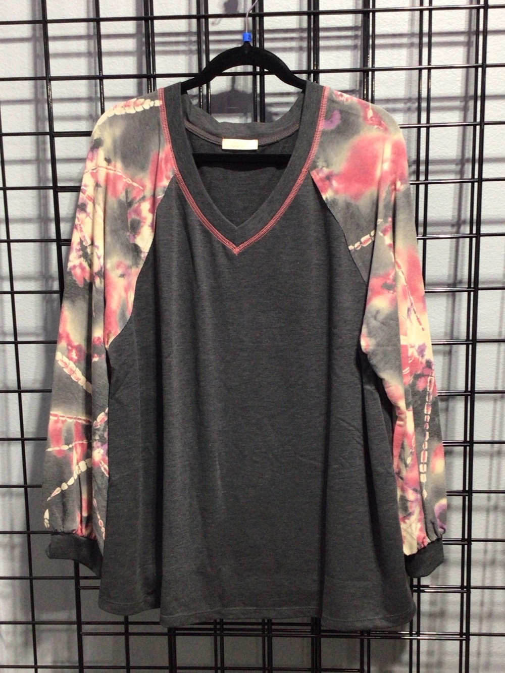 ODDY Charcoal V-Neck Raglan Top with Pink Tie-Dye Sleeves NWOT